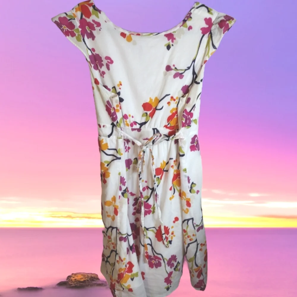 Old Navy Pretty Colorful Floral Dress - Picture 6 of 6